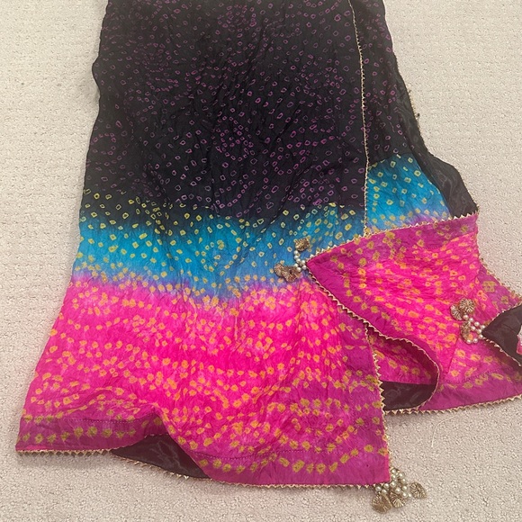 Pakistani Indian Dupatta ( scarf ) - Picture 2 of 5